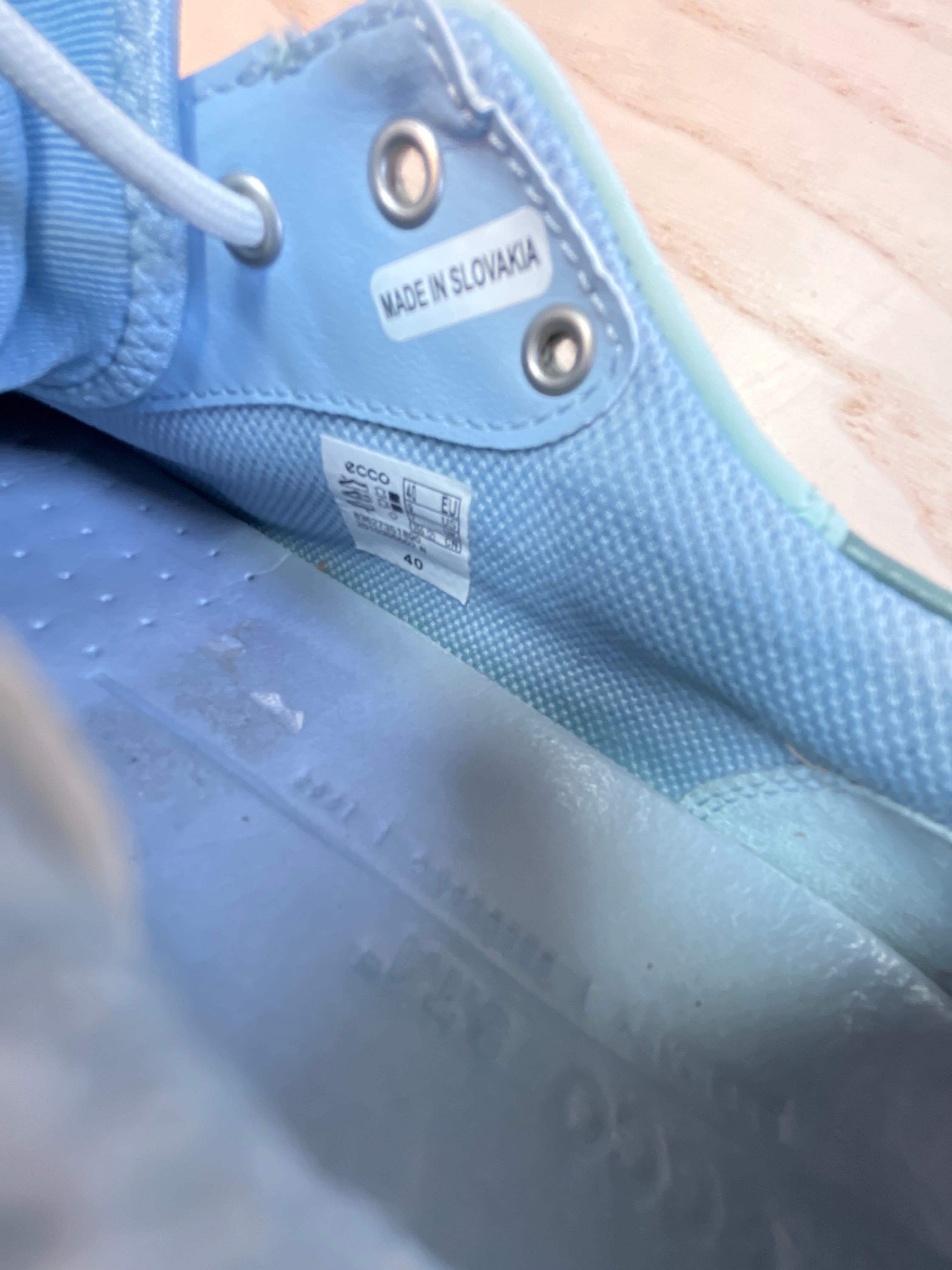 Ecco Sneakers